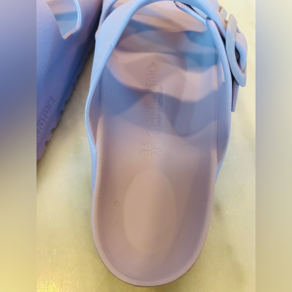 Birkenstock purple sandals    Size 36    5.5 women - Picture 4 of 7